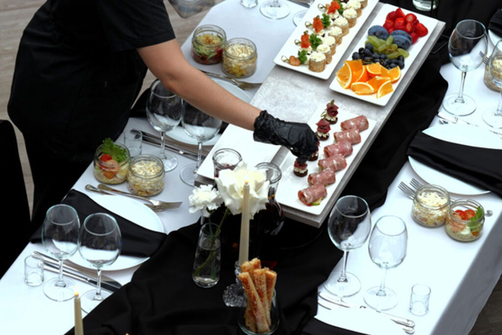 Event planner in Wichita in need of Reliable ice deliver from Midwest ice masters